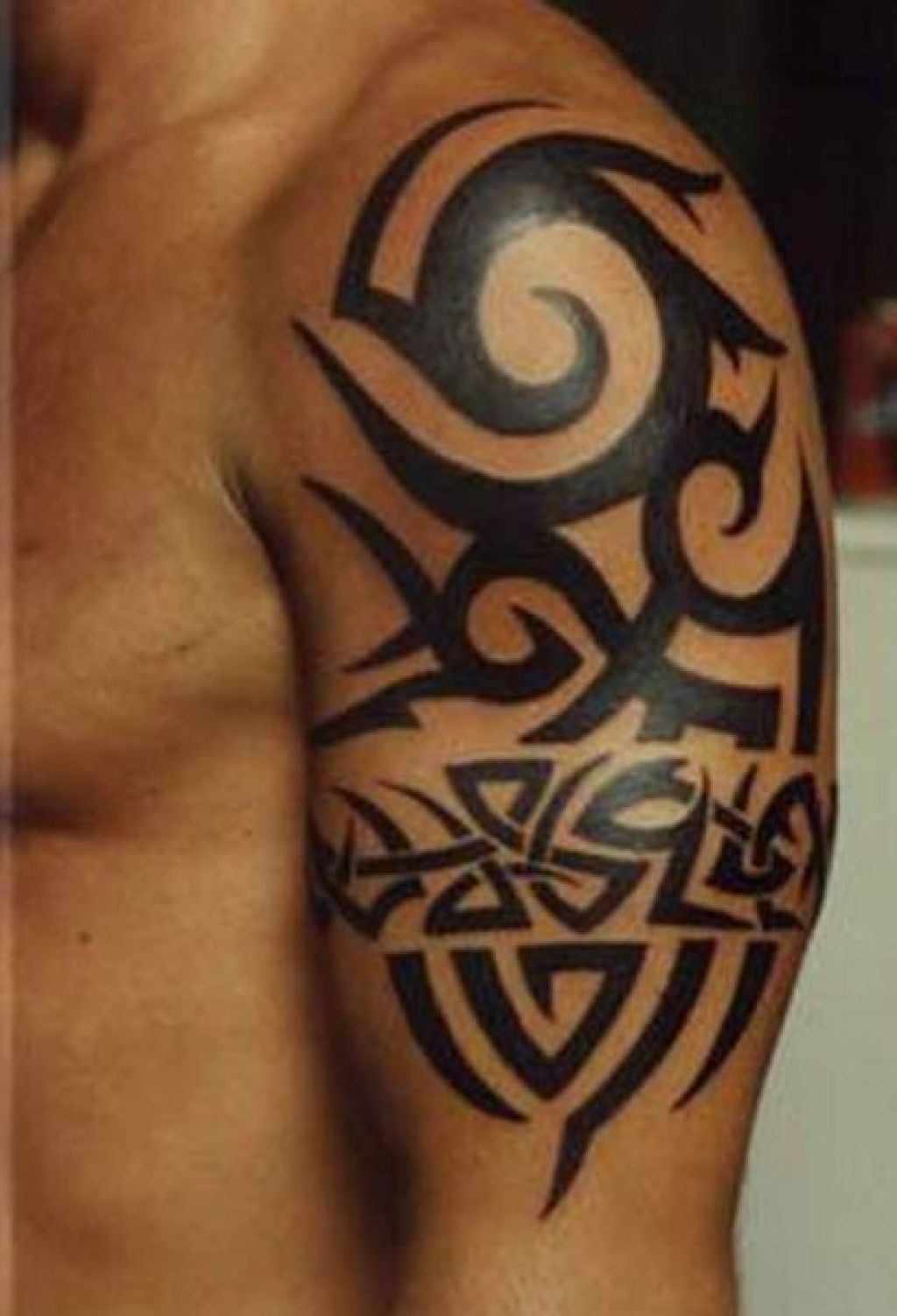 Cool Arm Tribal Tattoo Design