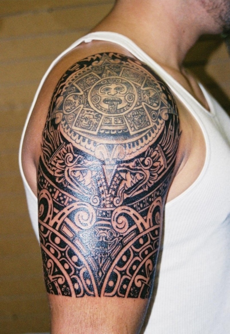 Aztec Tribal Tattoo Designs Sleeves