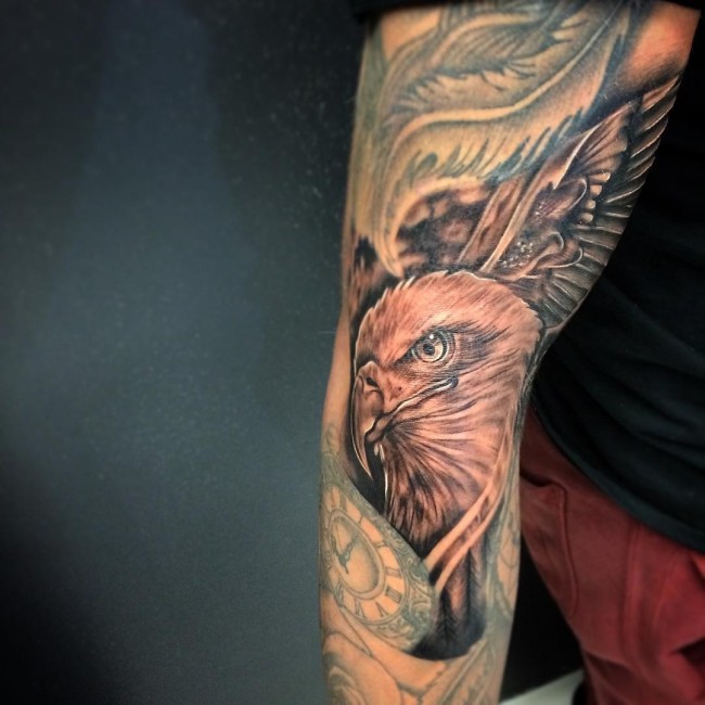 Inspiring Eagle Tattoo Designs ideas