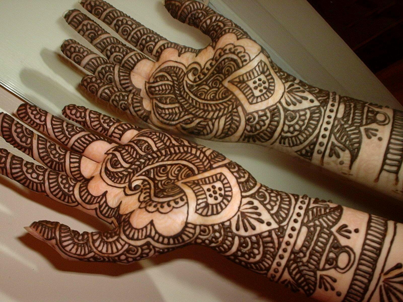 Most Pretty Mehndi And Henna Tattoos On Hands For Women