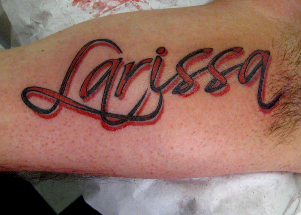 Name Tattoo Larissa
