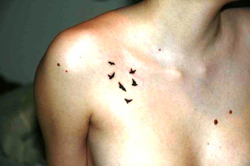 3d-small-chest-simple-tattoo-for-girls