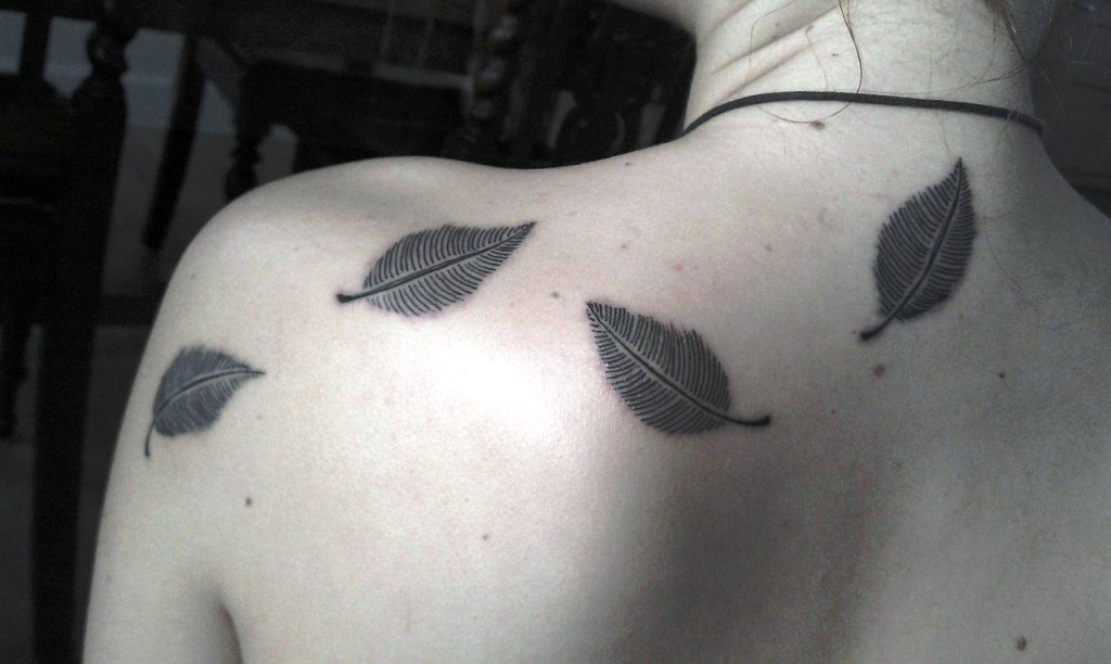 Leaves-Across-Shoulder-Tattoo