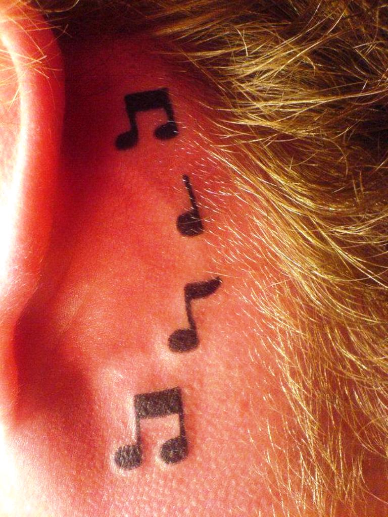 Music-Notes-Tattoos-Behind-The-Ear