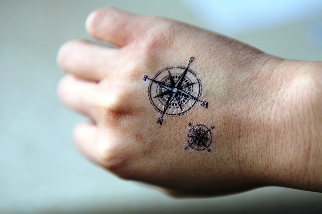 Nautical-Compass-Tattoos-Designs