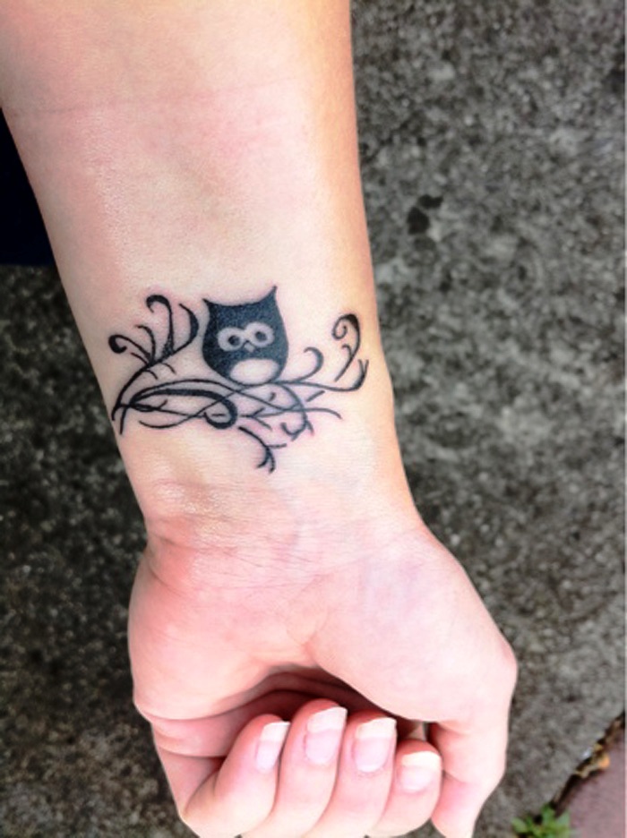 Owl-Tattoos-for-Women-on-Wrist