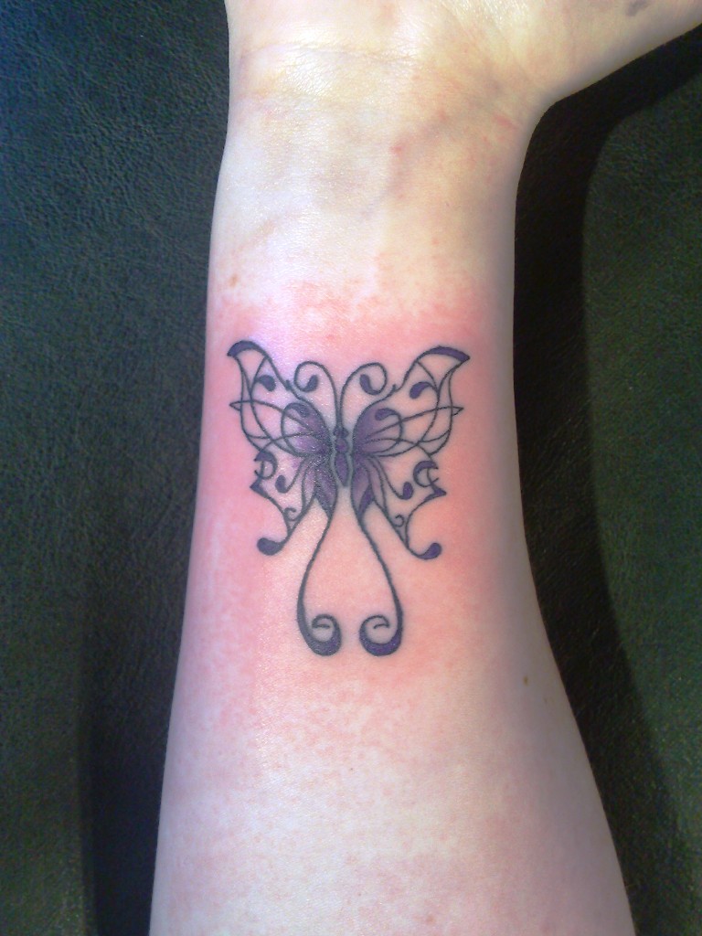 Small-Butterfly-Tattoos-on-Wrist