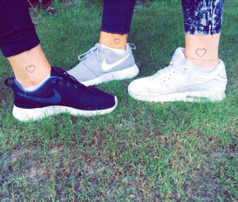 friend-matching-tattoos
