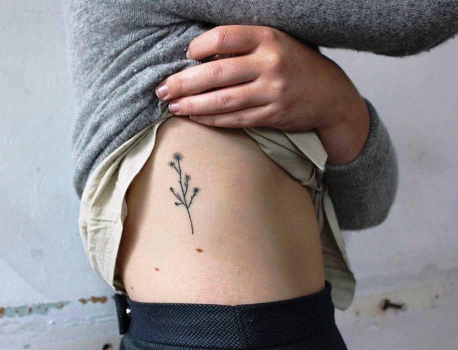 small tattoos on ribs