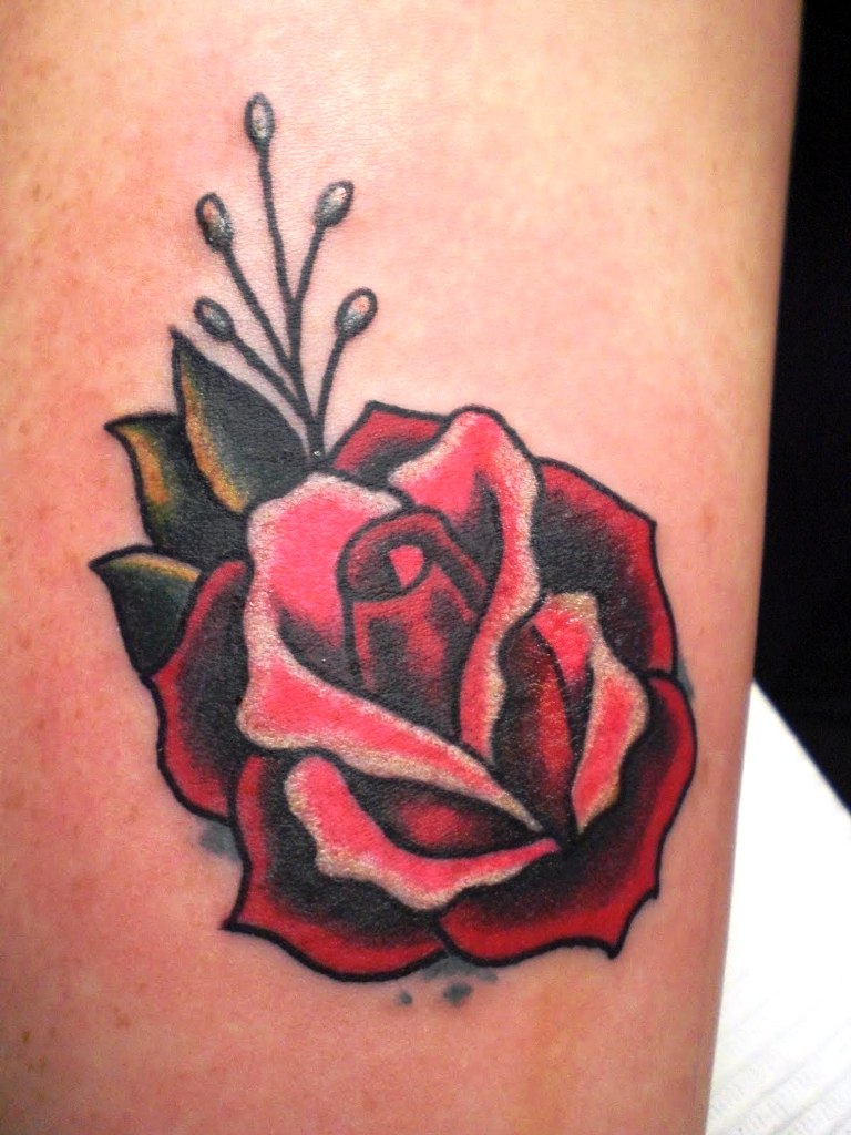 Rose-Tattoos-For-Women-on-The-Side