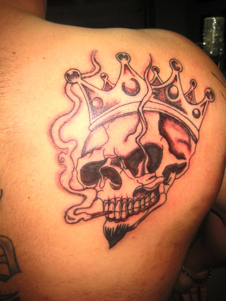 Skull-With-Crown-Tattoo
