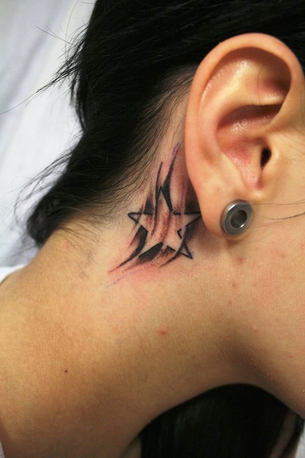 Star-Behind-Ear-Tattoo-New-Fashion