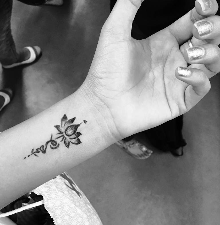Tiny-Lotus-Tattoo