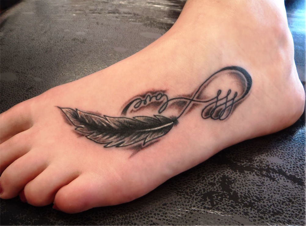 Unique-Feather-Foot-Tattoo-Design