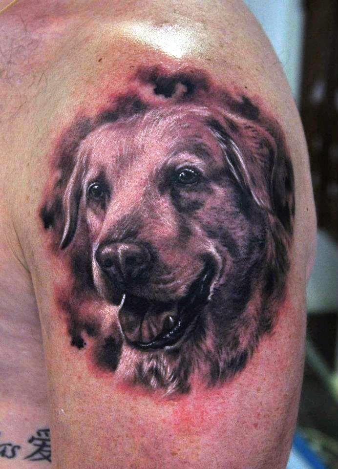 cool-open-mouthed-dog-tattoo-on-shoulder-for-men