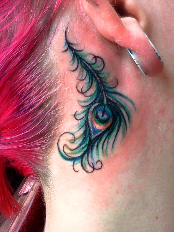 peacock-feather-tattoo-design-on-neck