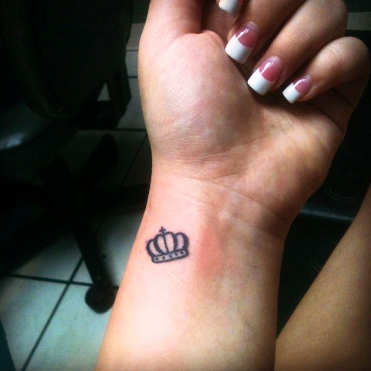 small crown tattoos ideas