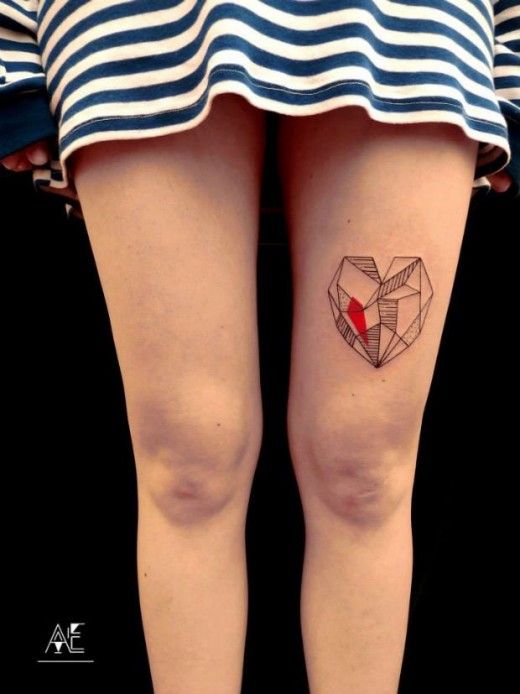 abstract-heart-art-tattoos-in-woman