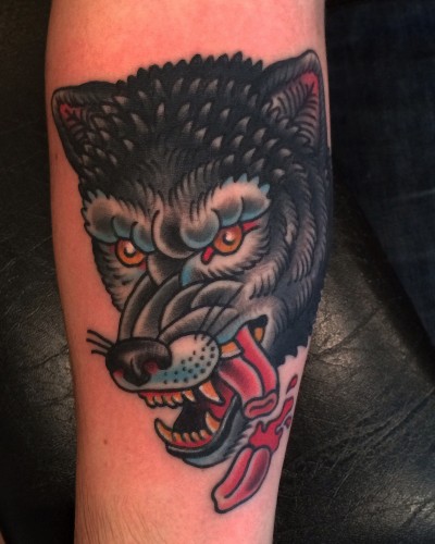 american-traditional-wolf-tattoo-meaning