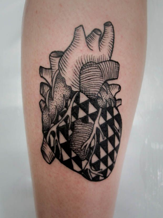 anatomical-heart-tattoo-design