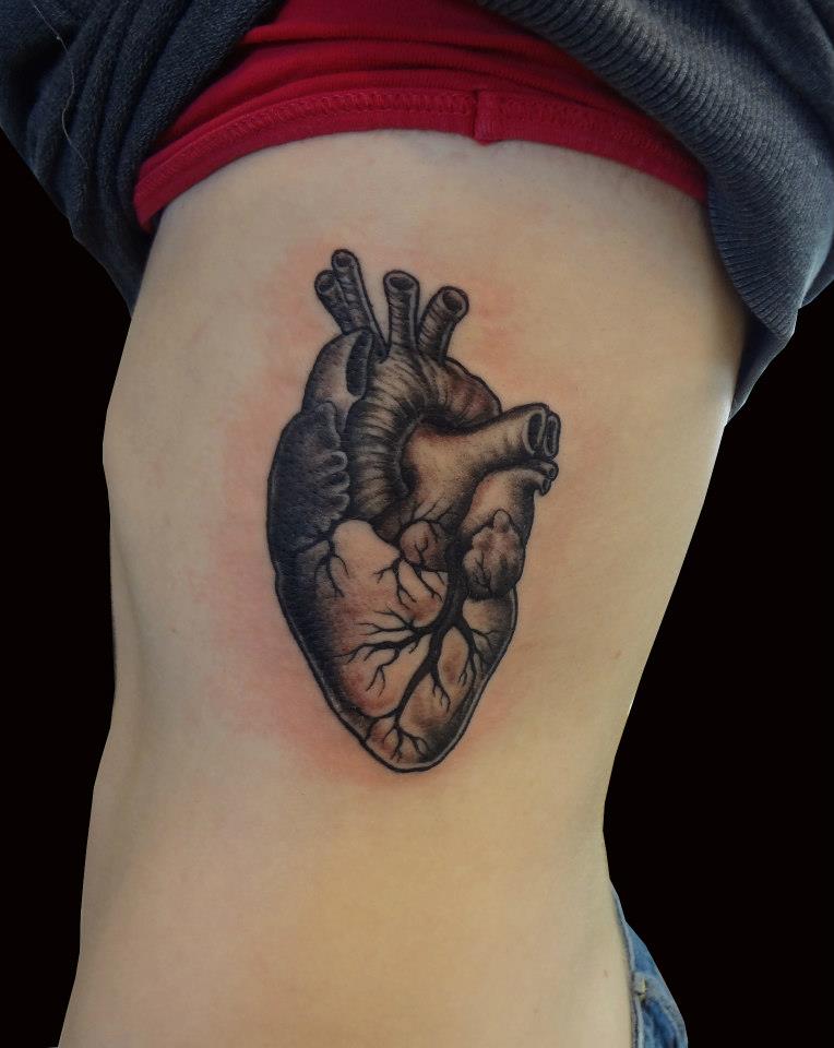 anatomically-correct-heart-tattoo-fine-design