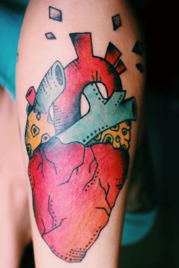 anatomically-correct-heart-tattoo-fine-ideas