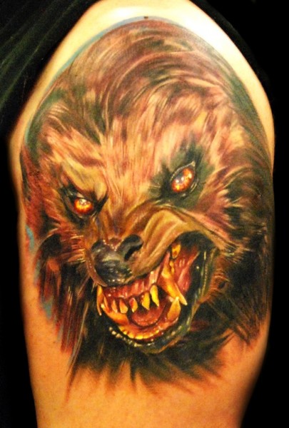angry-wolf-tattoos-shoulder