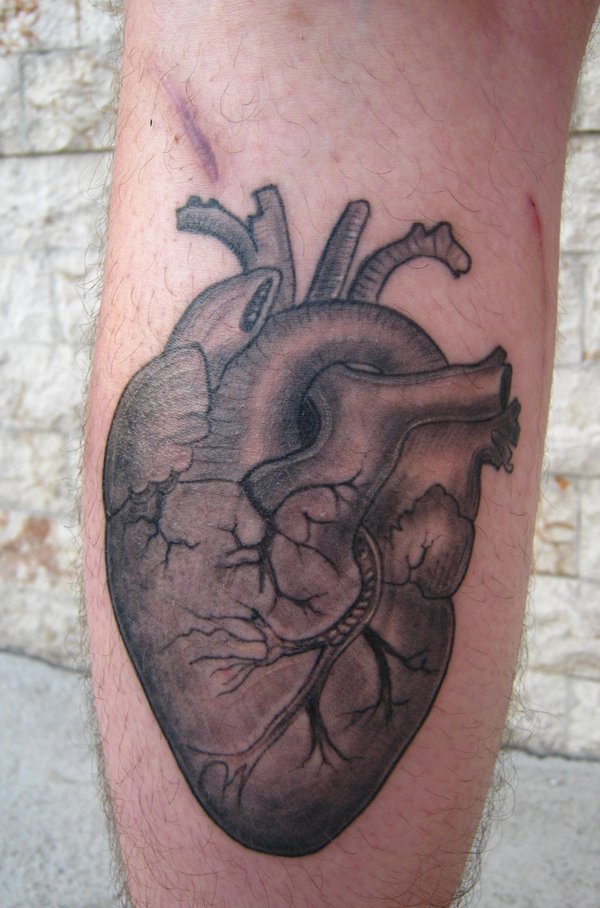black-line-heart-tattoo-ideas