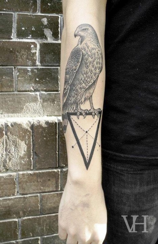 geometric-eagle-tattoo-design