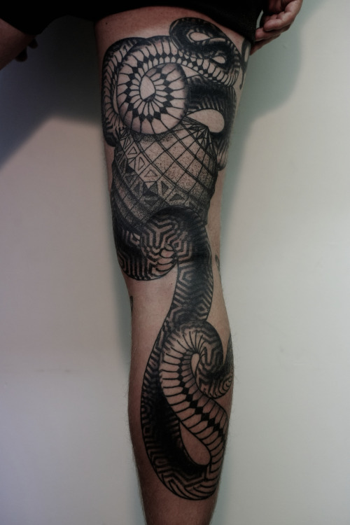 geometric-snake-tattoos-tumblr