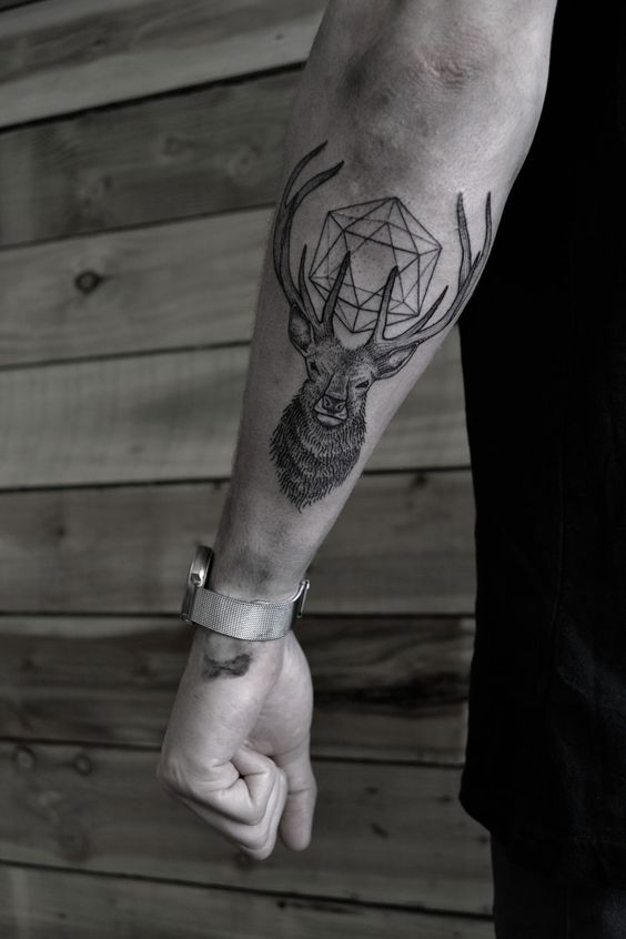 geometric-tattoo-men-forearm