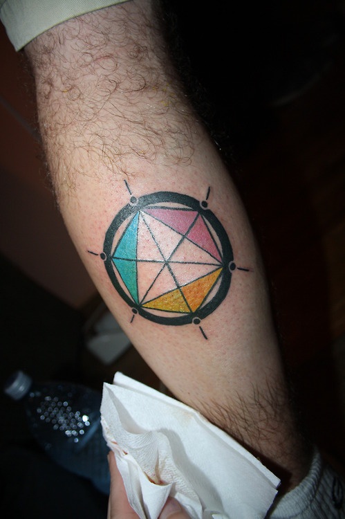 geometric-tattoo-on-wrist
