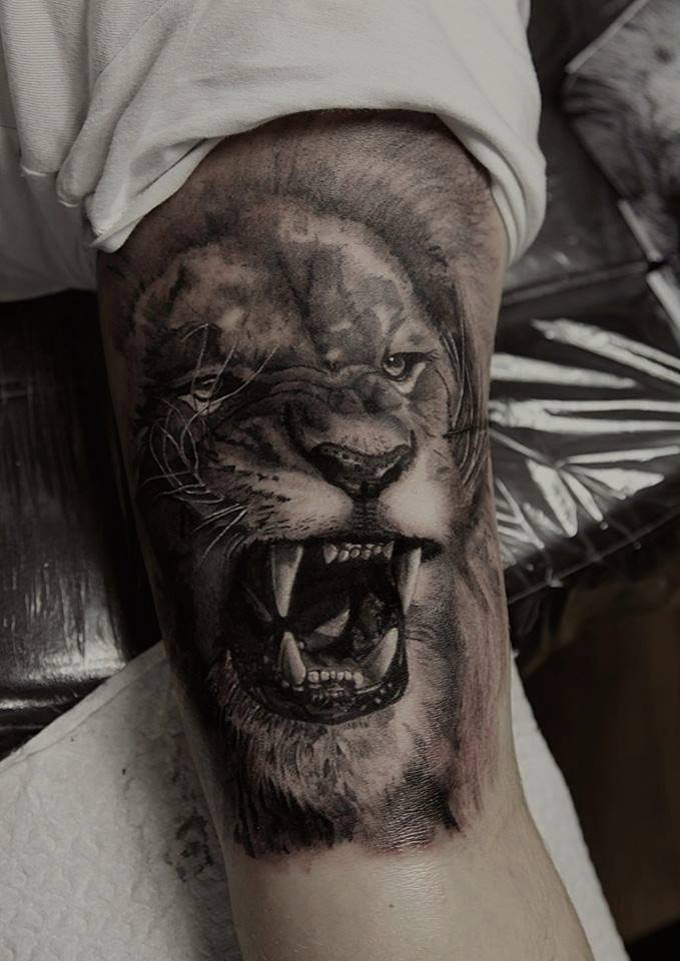 lion-tattoo-design