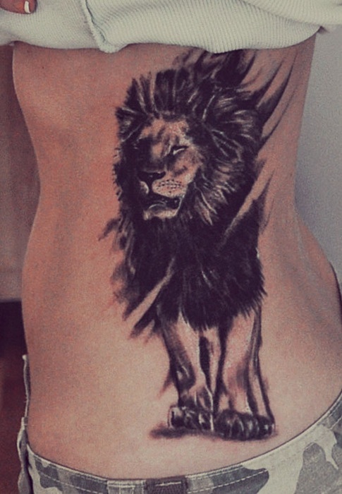 lion-tattoo-designs-women