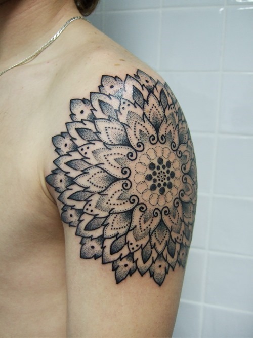 mandala-shoulder-tattoo-design