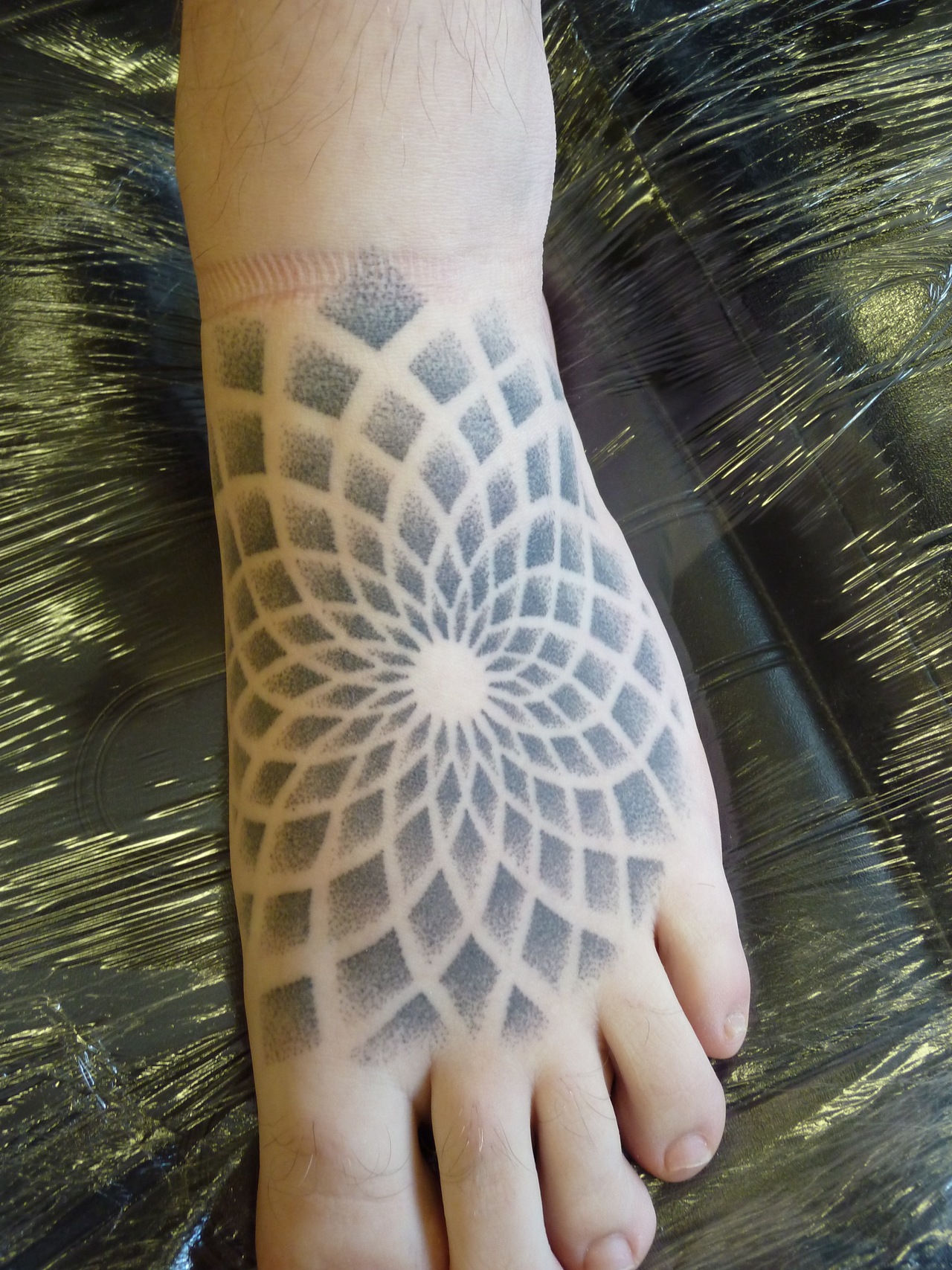 sacred-geometry-lotus-tattoo-ideas