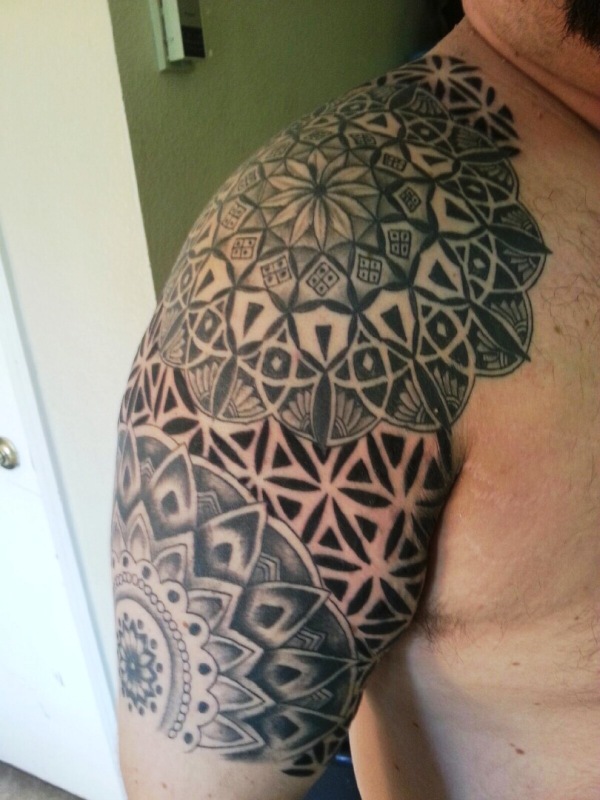 sacred-geometry-tattoo-sleeve