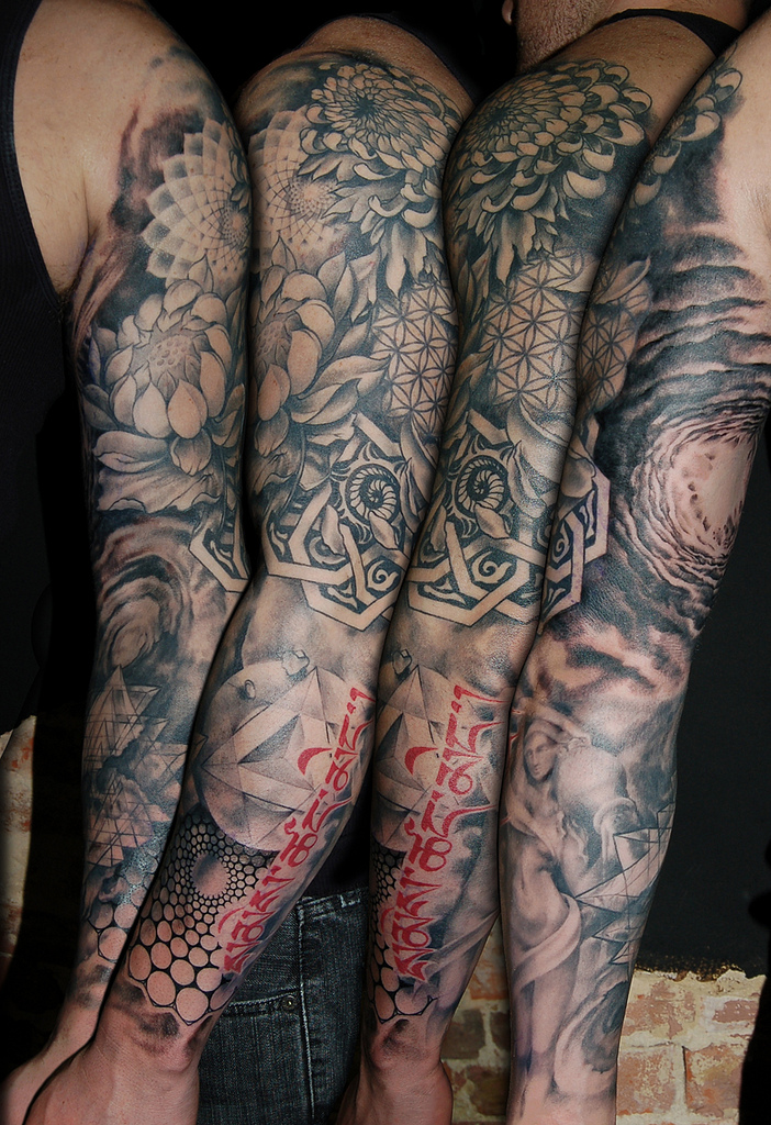 sacred-geometry-tattoo-sleeve