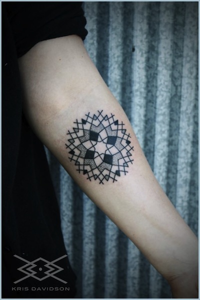 simple-geometric-tattoo-2014