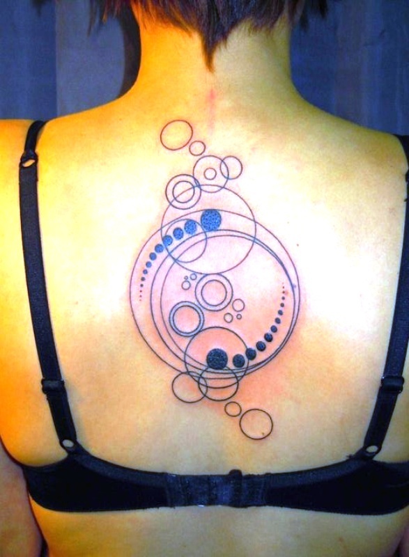 simple-geometric-tattoo-design