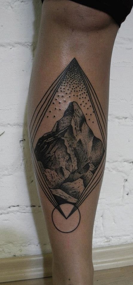simple-mountain-tattoo-fine-idea