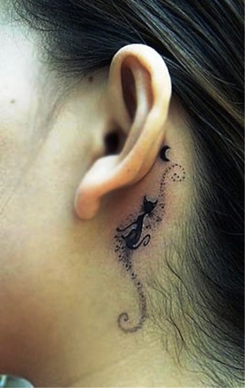 small-black-cat-tattoo-behind-ear
