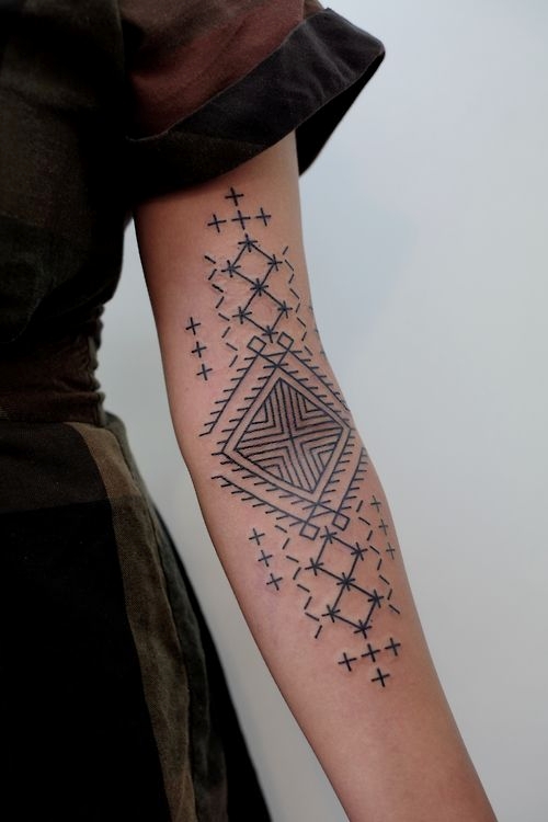 symmetrical-tattoo-design