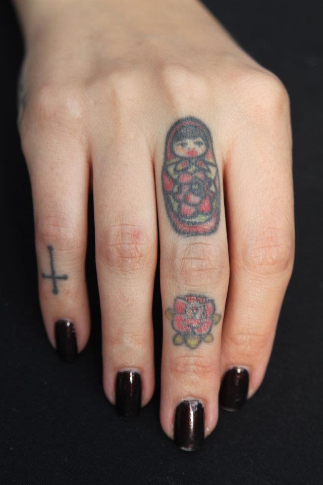 tattoo-finger