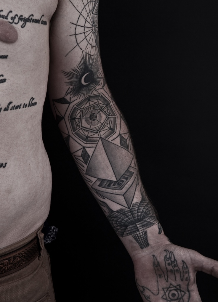 thomas-hooper-sacred-geometry-tattoo