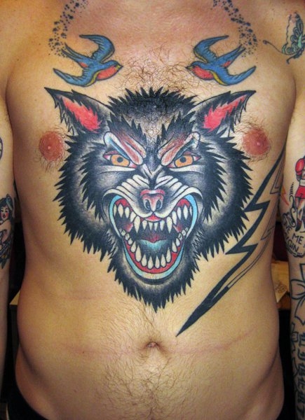 traditional-wolf-head-chest-tattoo