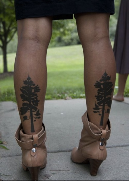 tree-tattoo-on-leg-design