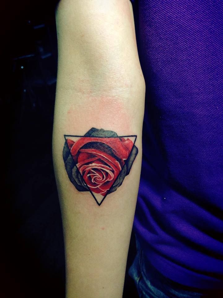 triangle-and-rose-tattoo