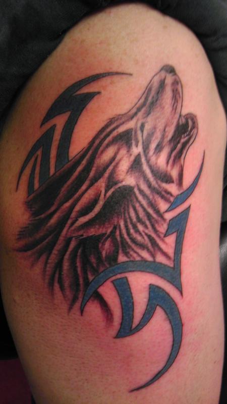 tribal-wolf-tattoo
