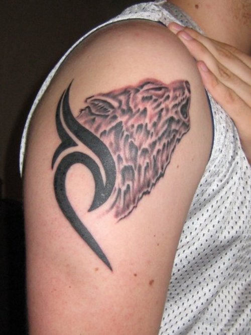 tribal-wolf-tattoo-on-shoulder-2012